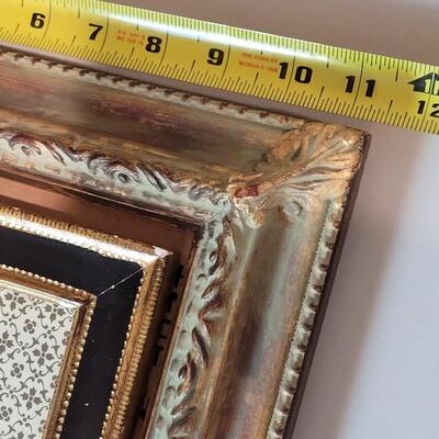 Lot 197: Pair of Vintage Picture Frames 