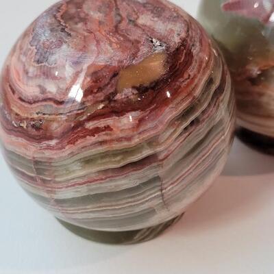Lot 200: Pair of Small Marble Vessels 