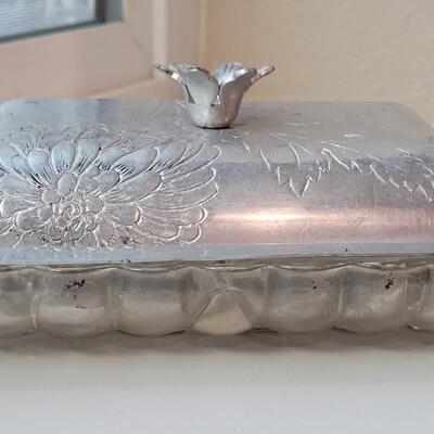 Lot 207: Vintage Glass Tray w/ Aluminum Lid 