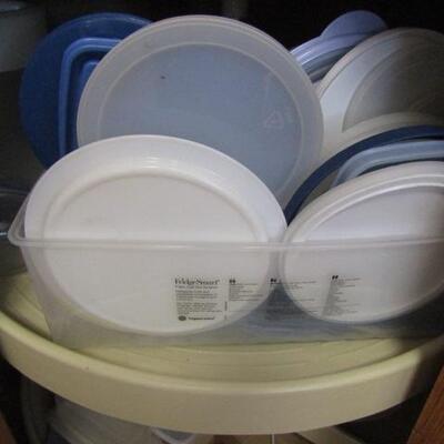 Assorted Plastic Storage Containers
