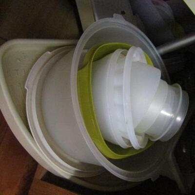 Assorted Plastic Storage Containers