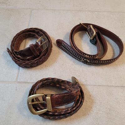 Lot 213: (3) Men's Leather Belts