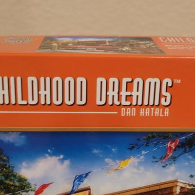 Lot 218: 1000 pieces Childhood Dreams Puzzles 
