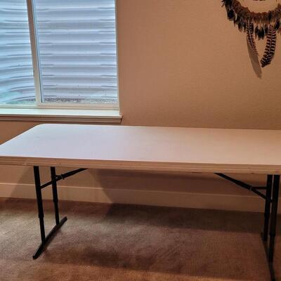 Lot 224: 6ft Banquet Folding Table with Adjustable Leg Height 