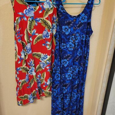 Lot 231: Ladies Hawaiian Tank Top Blouse and 2 Hawaiian Dresses