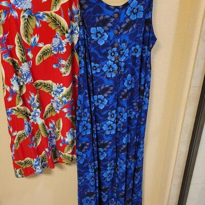 Lot 231: Ladies Hawaiian Tank Top Blouse and 2 Hawaiian Dresses