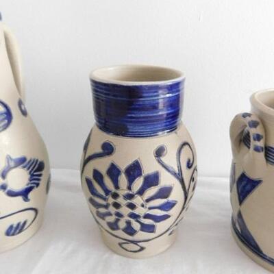 Set of Three Blue and White Williamsburg Pottery Vases