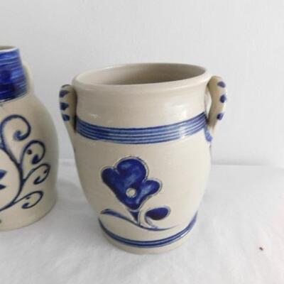 Set of Three Blue and White Williamsburg Pottery Vases