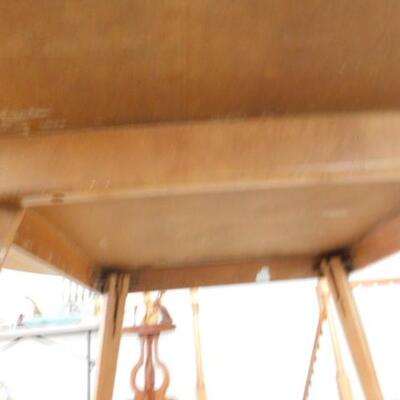 Round Folding Leg Card Table