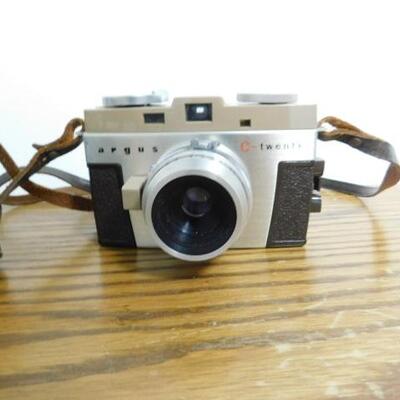 Vintage Argus C-Twenty 35MM Camera