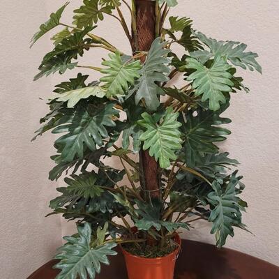 Lot 249: Silk Small Tree