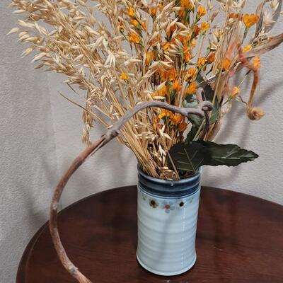 Lot 250: JIM SPEERS Signed Pottery with Floral Arrangement 