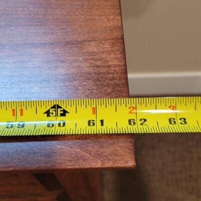 Lot 258: Dresser (long)