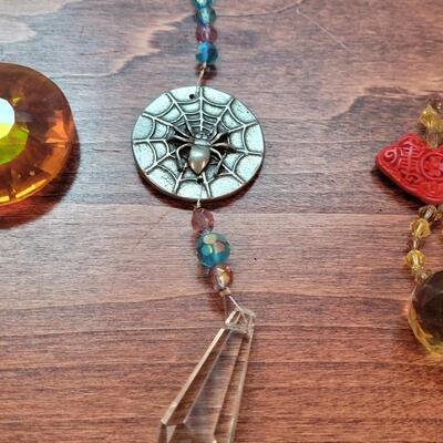Lot 259: Light Catching Crystals
