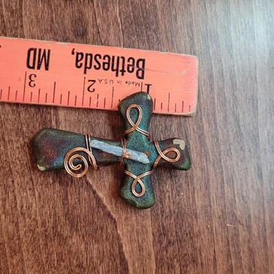 Lot 267: Signed Cross Pendant/Magnet by J. DILLER