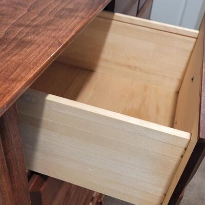 Lot 271: Dresser (tall)