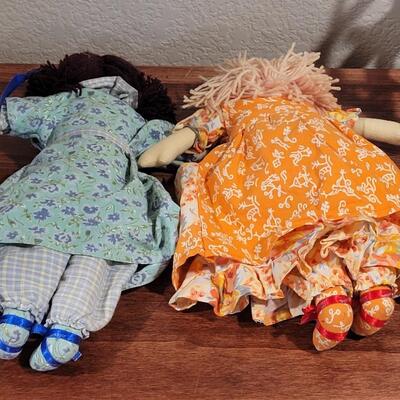 Lot 273: Cornelloki Dolls and Wood Chair