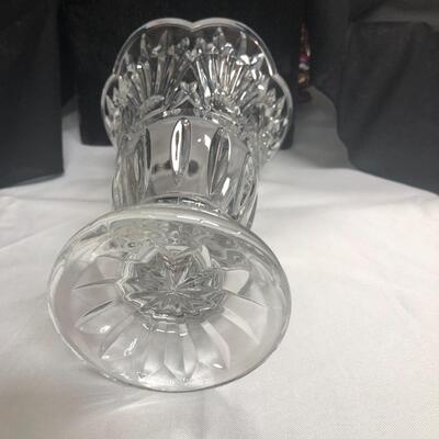 Lead crystal scalloped edge vase