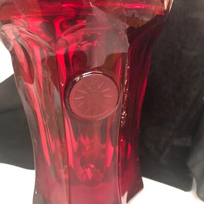 Fostoria coin glass urn