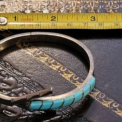 Lot 286: Vintage MEXICO Sterling Silver and Turquiose Cuff JEWELRY