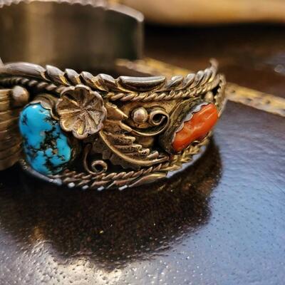 Lot 287: Vintage Sterling Silver SIGNED Native American Watch Cuff Bracelet UNISEX