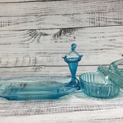 Light blue vintage glass set of three