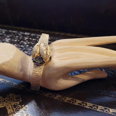 Lot 292: Vintage PEDRE 17 Jewel Flip Top Ladies Manual Wind Watch WORKS