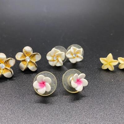 Small Flower Stud Earring Lot