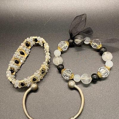 Set of 3 Bracelets Black White Silvertone Stretch Bead