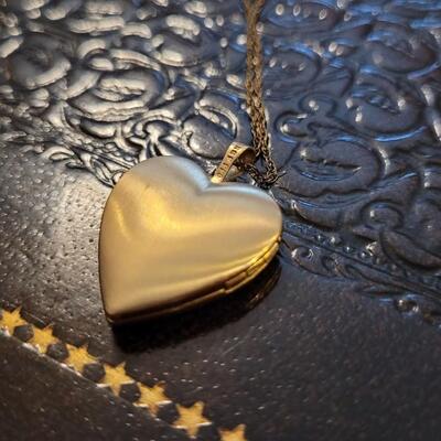 Lot 299: Vintage Gold Plated Lover's Locket and Necklace 