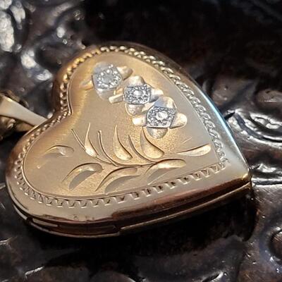 Lot 299: Vintage Gold Plated Lover's Locket and Necklace 