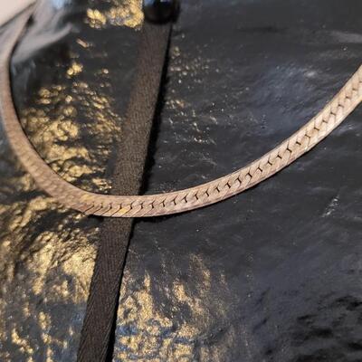 Lot 304: Unpolished Sterling Silver Herringbone Necklace 