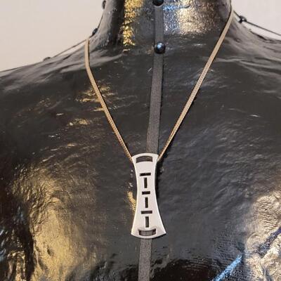 Lot 305: Vintage Costume Necklace and Pendant Combo