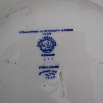 4 Collectible Blue and White Plates by Wedgwood