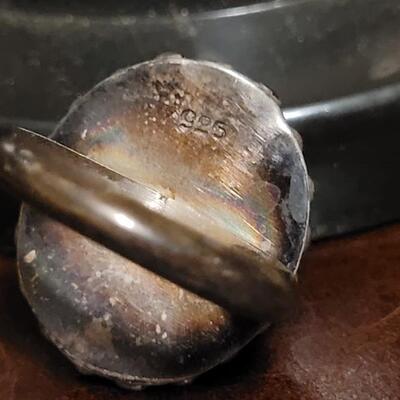 Lot 313: Vintage Sterling Silver AMBER w/ Inclusions Ring