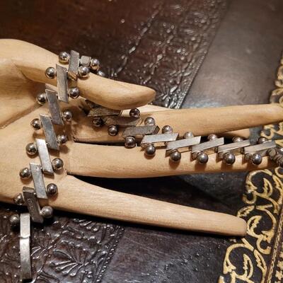 Lot 318: Vintage STERLING Silver Bracelet 