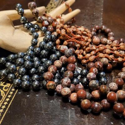 Lot 326: (3) Beaded Costume Jewelry Necklaces 