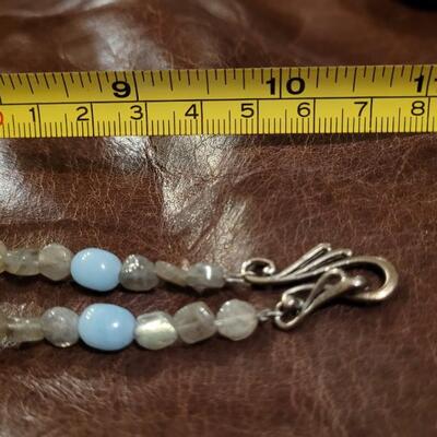 Lot 327: Jadeite Beaded Necklace w/ Stone Pendant 