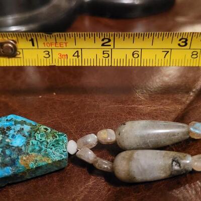 Lot 327: Jadeite Beaded Necklace w/ Stone Pendant 