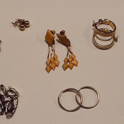 Lot 340: Earrings (6) Lot