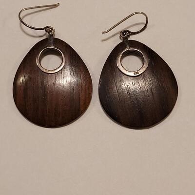 Lot 346: Sterling Silver and Wiod Earrings 