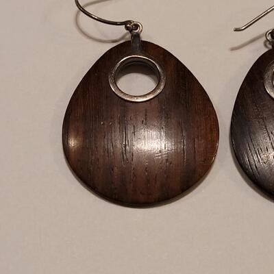 Lot 346: Sterling Silver and Wiod Earrings 