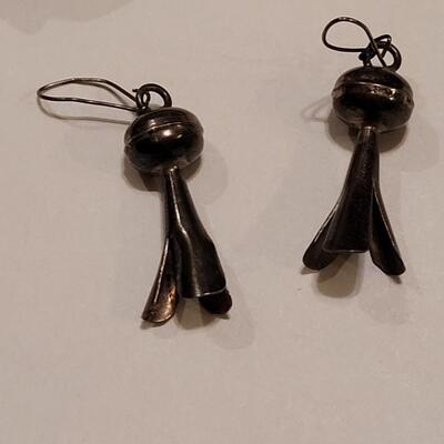 Lot 353: Unmarked Sterling Squash Blossom Earrings 