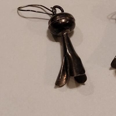 Lot 353: Unmarked Sterling Squash Blossom Earrings 