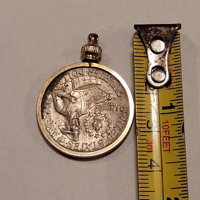 Lot 354: Centenary Quarter Pendant 
