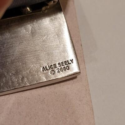 Lot 361: Alice Seely Brooch