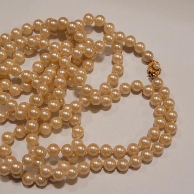 Lot 362: 60" Faux Pearl Necklace 