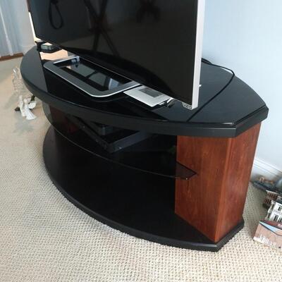 Contemporary Design Media Stand for Large Flat Screens and Components