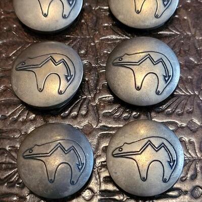 Lot 369: Unmarked Silver Bear Button Covers (6)