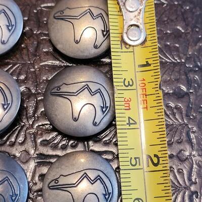 Lot 369: Unmarked Silver Bear Button Covers (6)